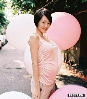 =明星演艺圈竞争激烈 电影下载,明星演艺圈激战正酣，电影下载热潮席卷而来